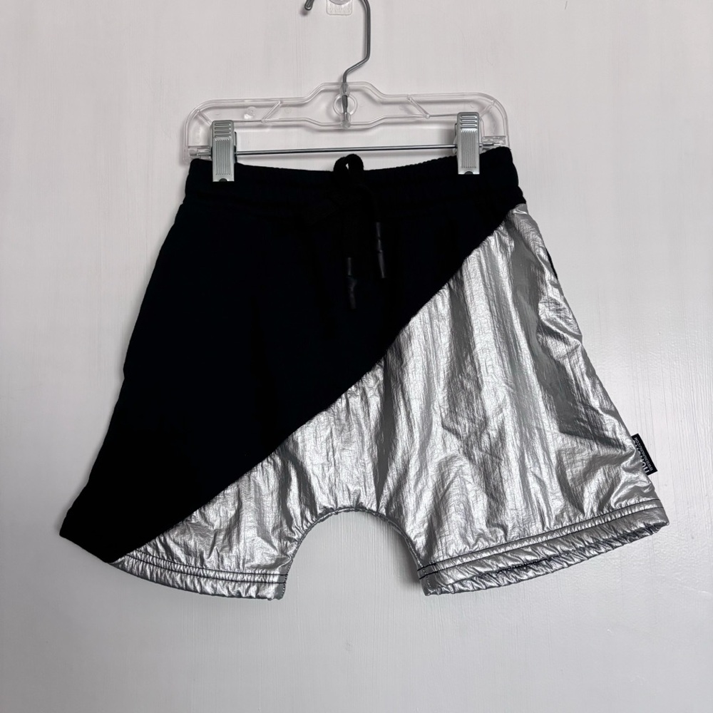 Nununu Duo Sweatshorts Size 4-5 Years Black Metallic Silver Harem Style